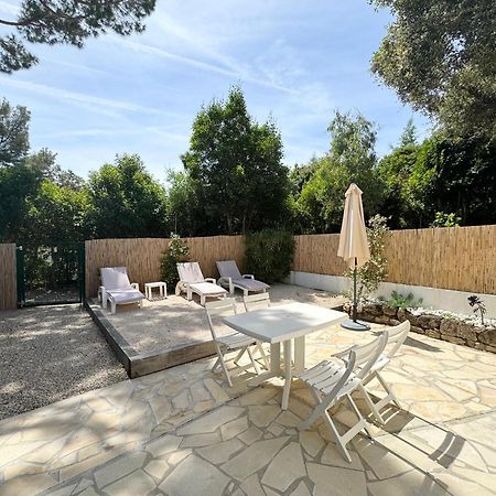 Appartement 1Ch Avec Terrasse Et Jardinet A 400M De La Plage Cavalaire-sur-Mer Buitenkant foto